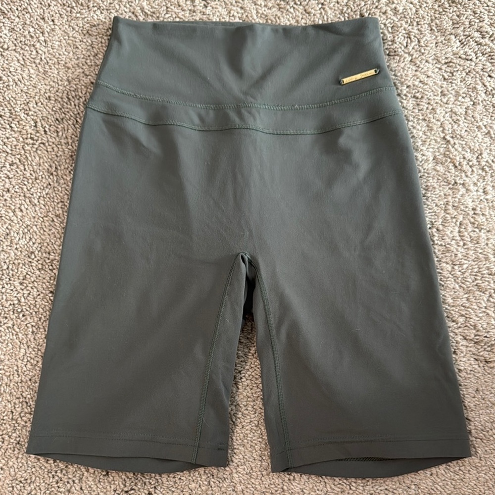 Gymshark x Whitney Simmons Women's High-Waisted Green Biker Shorts